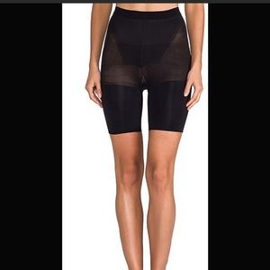 Spanx higher power short